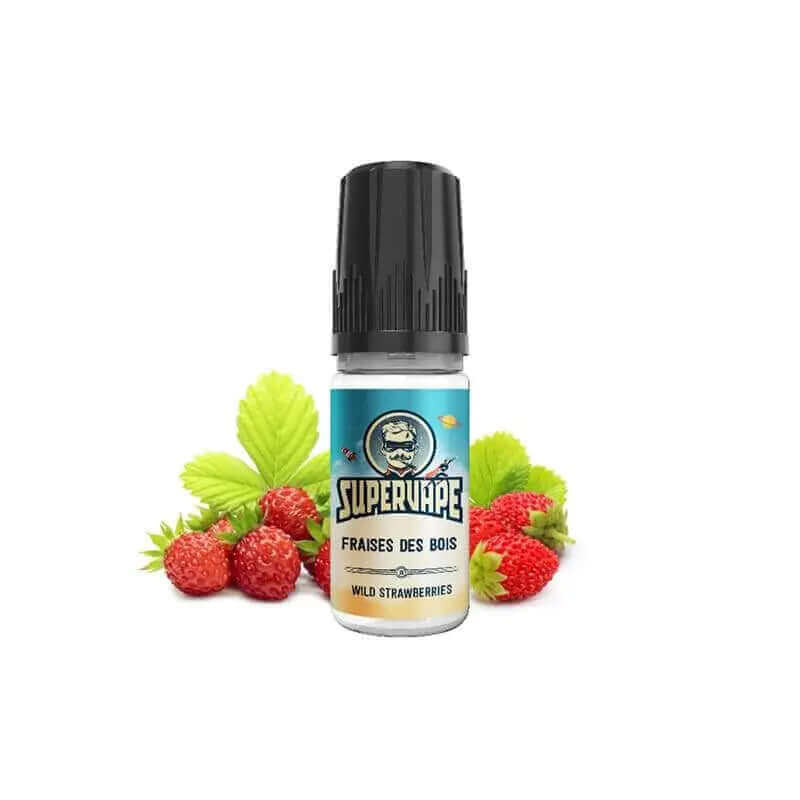 Flacon de 10ml d'arôme concentré Supervape Fraise des Bois avec étiquette bleue illustrée et fraises sauvages fraîches.