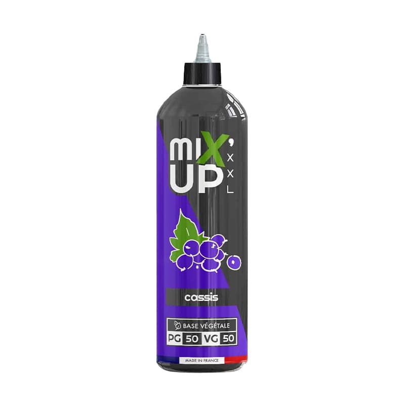 Flacon d'e-liquide Mix'Up Cassis 1L, design violet et noir avec illustration de baies, base végétale 50/50, fabriqué en France.