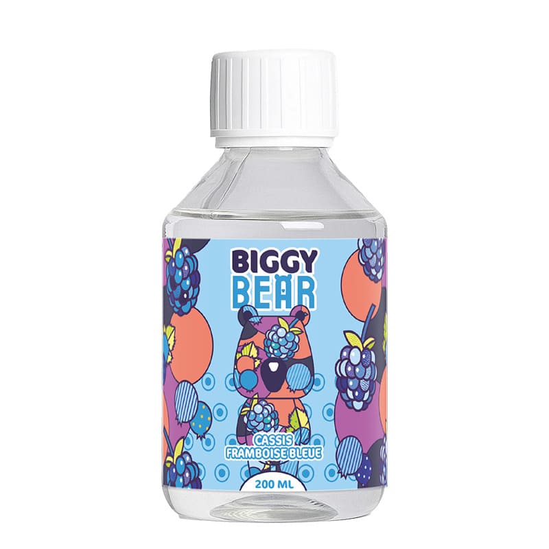 Flacon d'e-liquide Biggy Bear 200ml, étiquette bleue illustrée d'un ours et de fruits, bouchon blanc, fond blanc.