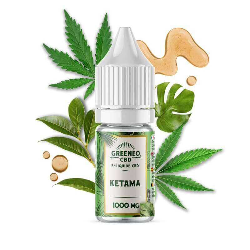 Flacon de 10ml d'e-liquide CBD Greeneo Ketama avec bouchon blanc, entouré de feuilles de chanvre sur fond blanc.