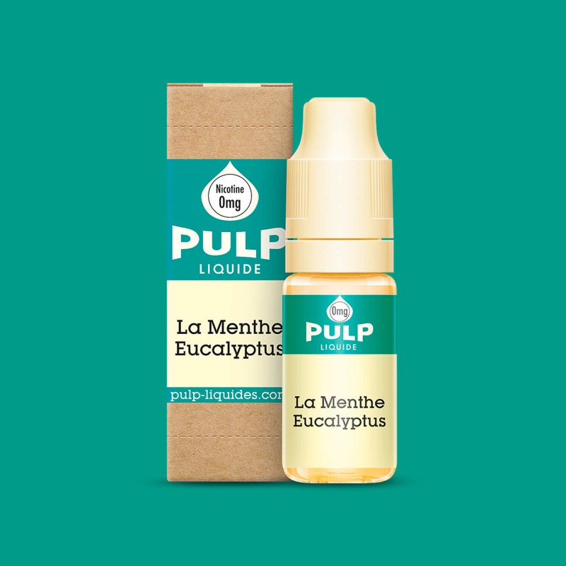 Flacon de 10 ml d'e-liquide PULP Menthe Eucalyptus avec boîte en carton kraft et étiquette turquoise sur fond vert.