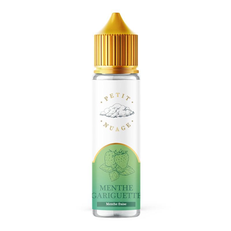 Flacon d'e-liquide Petit Nuage Menthe Gariguette 50ml avec bouchon doré et étiquette illustrée fraise et menthe.