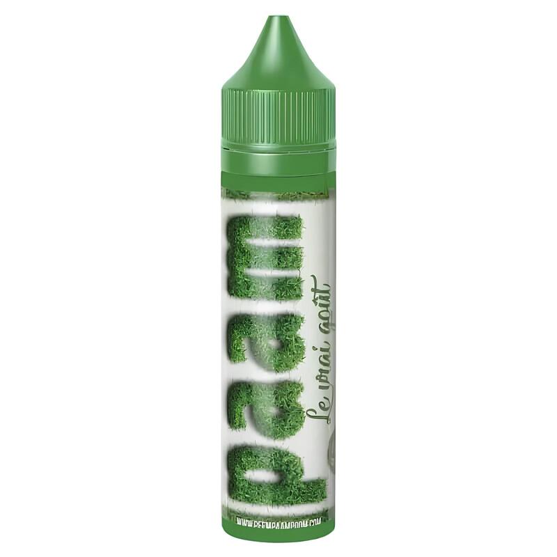 Flacon de 50ml d'e-liquide Paam par Weecl avec bouchon vert et étiquette texturée effet gazon sur fond blanc.