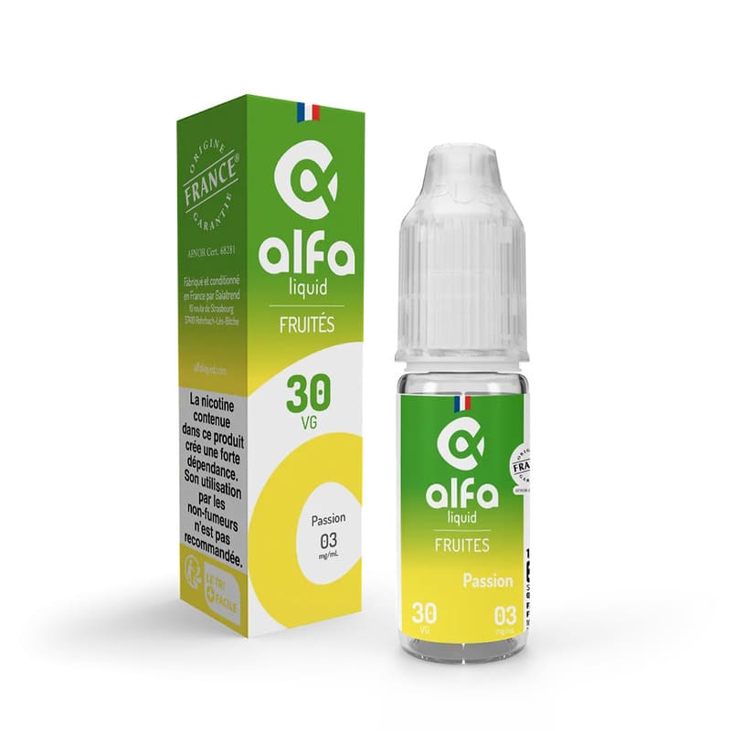 Flacon d'e-liquide Alfaliquid Passion 10ml avec son emballage cartonné vert et jaune, design fruité et bouchon de sécurité.