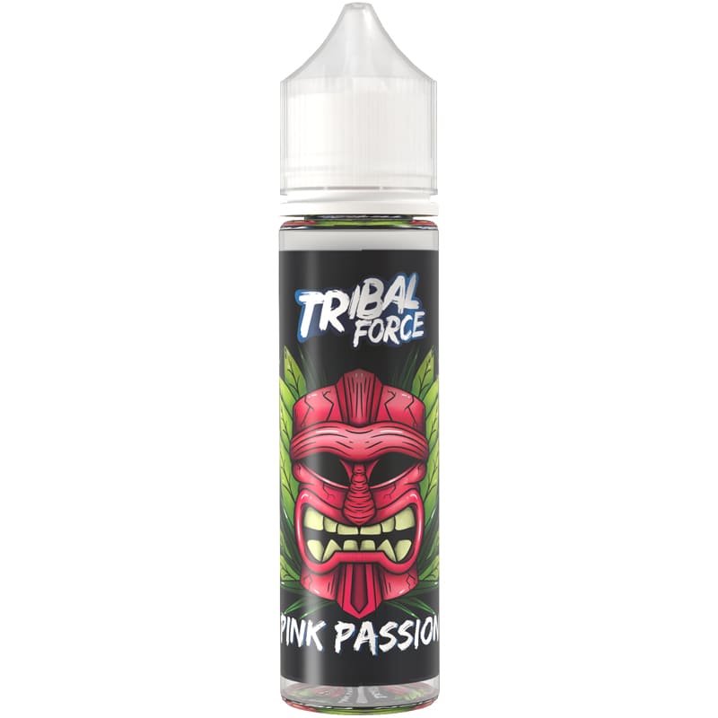 Flacon 50ml d'e-liquide Tribal Force Pink Passion avec étiquette noire, masque tiki rouge et bouchon blanc transparent.