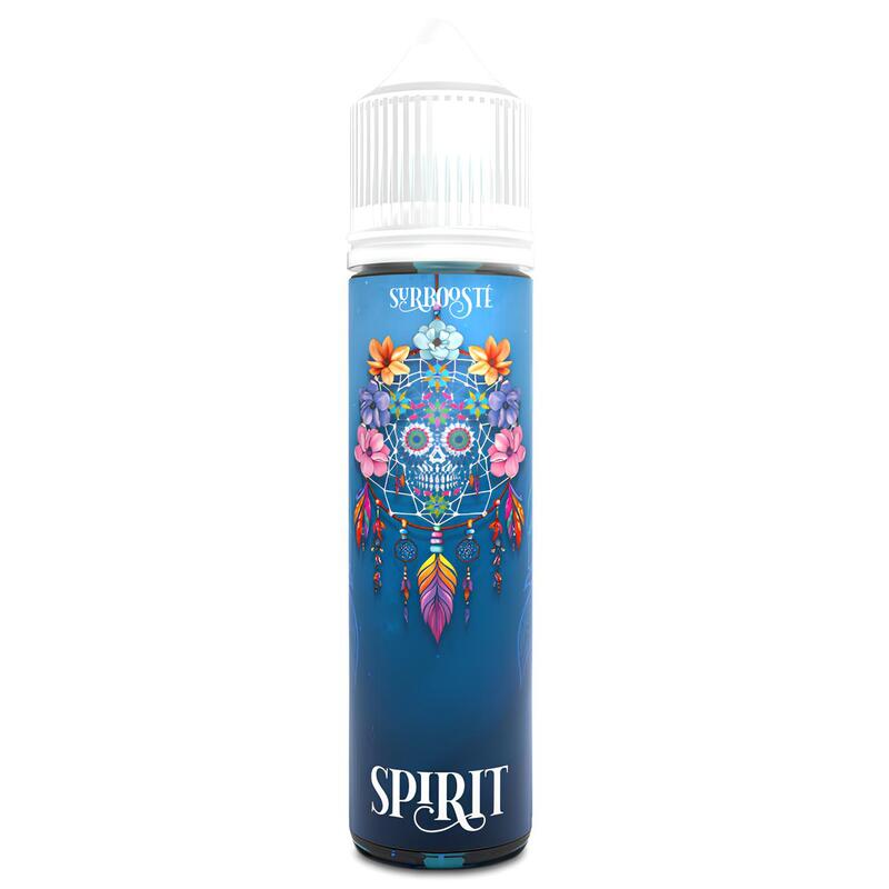 Flacon d'e-liquide Spirit Full Moon 50ml avec étiquette bleue ornée d'un crâne coloré style attrape-rêves et bouchon blanc.