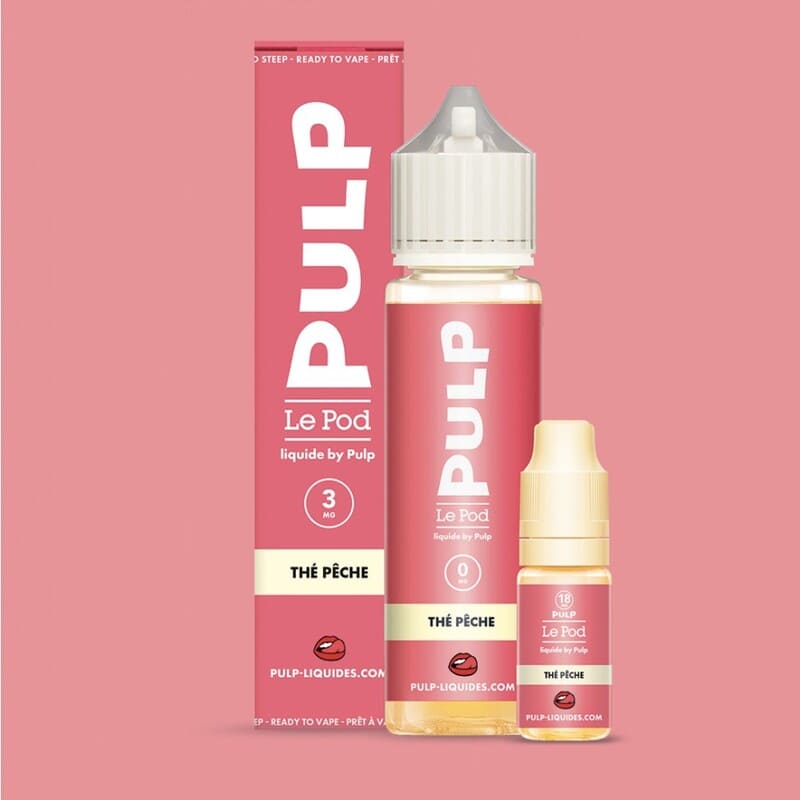 Pack e-liquide Pulp Thé Pêche avec flacon 60ml, booster de nicotine et étui rose sur fond assorti.