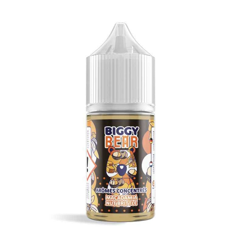 Flacon de 30ml d'arôme concentré Biggy Bear Macadamia Nut Brittle avec étiquette illustrée d'un ours et de noix.