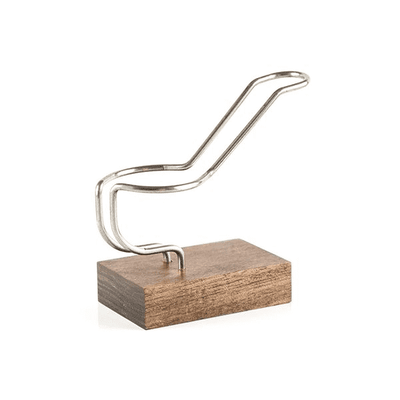 Support pour e-pipe Creavap avec socle en bois de noyer foncé et structure incurvée en métal argenté.