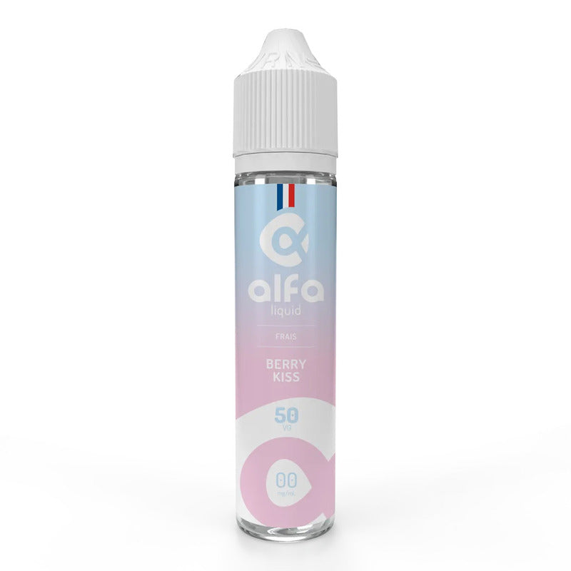 Flacon d'e-liquide Alfaliquid Berry Kiss 50ml avec étiquette dégradée bleu et rose, bouchon blanc et logo Alfa.