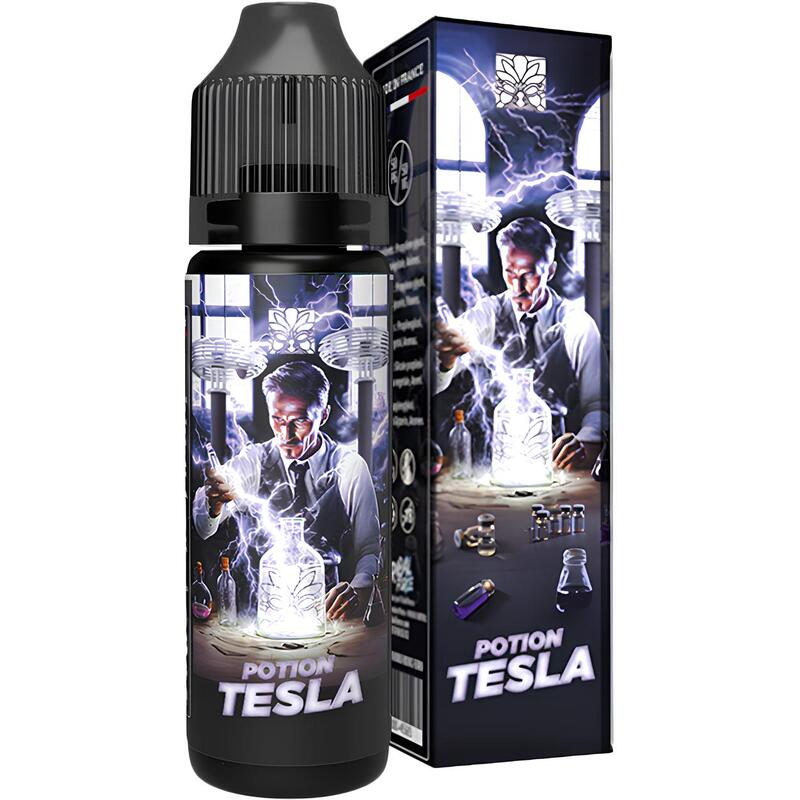 Flacon de e-liquide Potion Tesla Tribal Force avec illustration de savant fou et éclairs sur fond bleu sombre.