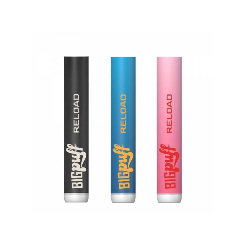 Trois batteries Big Puff Reload rechargeables de 500mAh en noir, bleu et rose avec logo et design cylindrique épuré.