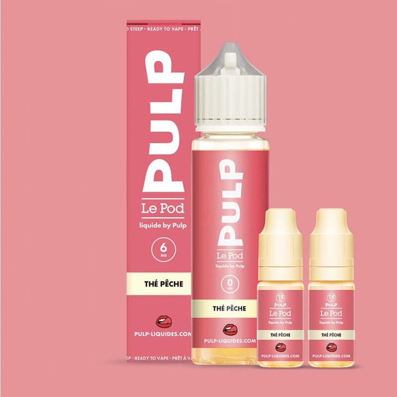 Pack e-liquide Pulp Thé Pêche avec flacon 60ml, deux boosters de nicotine et boîte rose assortie sur fond pastel.