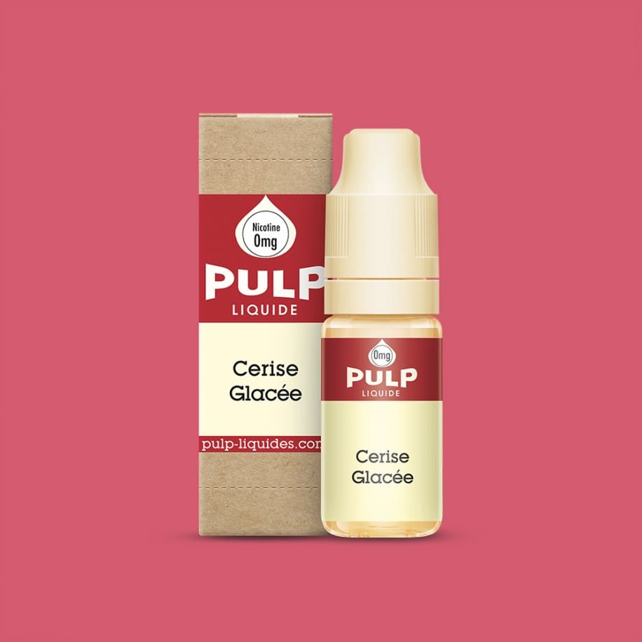 Flacon d'e-liquide PULP Cerise Glacée 10ml avec son emballage en carton sur fond rose, design épuré et bouchon blanc.